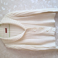 Отдается в дар Женский теплый свитер, размер М — 46