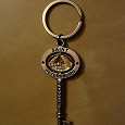 Отдается в дар Ключ от города Питера :)