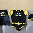 Отдается в дар Два детских костюма Бэтмена.