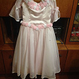 Отдается в дар Нарядное платье на девочку лет 8-9.