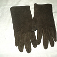 Отдается в дар перчатки (жен) коричневые -замша.