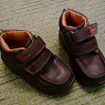 Отдается в дар кожаные туфельки Clarks