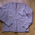 Отдается в дар женский шерстяной свитерок 40-42-44? размера
