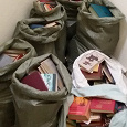 Отдается в дар Библиотека старого петербуржца = 8 мешков с книгами