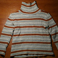 Отдается в дар Детский свитерок рост 98.
