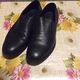 Отдается в дар Мужские черные туфли 39 размера
