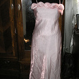 Отдается в дар Розовое платье с розами, длинное, р.42.