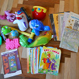 Отдается в дар Пакет игрушек и книжек для детей