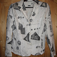 Отдается в дар Модный легкий пиджак, размер 46. Фактурный рельефный материал.