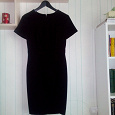 Отдается в дар Платье черное 42 размер