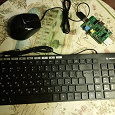 Отдается в дар Микро-компьютер Raspberry Pi с мышью и клавиатурой