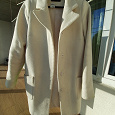 Отдается в дар Женское белое пальто, 42 размер