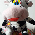 Отдается в дар Мягкая игрушка коровка и фигурка коровка!