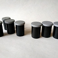 Отдается в дар Пластиковые баночки для 35-мм фотопленки, 7 шт.