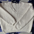 Отдается в дар Женский вязанный пуловер