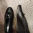 Отдается в дар туфли чёрные.кожа 25 см =39 размер.