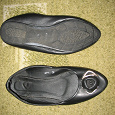 Отдается в дар Две пары чёрной обуви на 37 размер