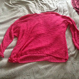 Отдается в дар Ярко-розовый свитер