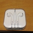 Отдается в дар Наушники Apple Earpods (оригинал, для IPhone 5) с дефектом