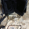 Отдается в дар Чехол-чемоданчик от ученической трубы, две половинки трубы и полторы скрипки.