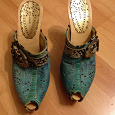 Отдается в дар Женская обувь (мокасины и сабо), 36-37 размер