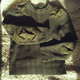 Отдается в дар Армейский свитер. Маленькому мужчине или мальчишке-подростку.