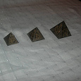 Отдается в дар Три маленькие Египетские пирамидки.
