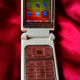 Отдается в дар телефон-раскладушка Nokia 7390 RM 140
