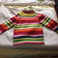Отдается в дар свитер женский яркий