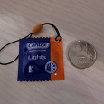 Отдается в дар Брелок в виде упаковки презерватива