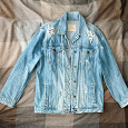 Отдается в дар Джинсовая куртка женская синяя, размер 48-50