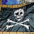 Отдается в дар (ПОДАРЕНО) Помятый пиратский флаг