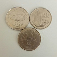 Отдается в дар Три монетки к празднику весны.