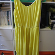 Отдается в дар солнечное платье -плиссе Кира Пластинина, 42-44