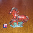 Отдается в дар Статуэтка «Красная лошадь»…