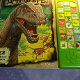 Отдается в дар Книжка со звуком про динозавров