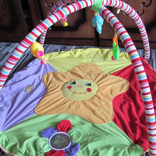 Отдается в дар Развивающий коврик для малышей