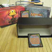 Отдается в дар MtG (Magic) Две коробочки для карт