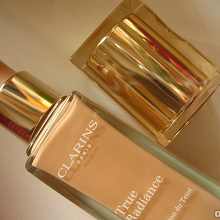 Отдается в дар Clarins true radiance