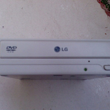 Отдается в дар Нерабочий DVD-ROM