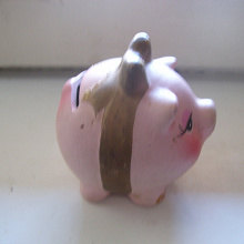 Отдается в дар Розовая свинка-копилка.