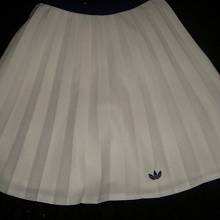 Отдается в дар Отдам юбочку ADIDAS