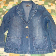 Отдается в дар пиджак джинсовый размер 48-50