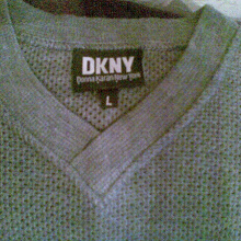 Отдается в дар Мужская футболка DKNY