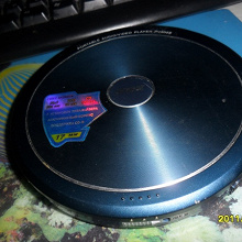 Отдается в дар CD,MP3 плеер.