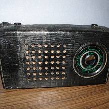 Отдается в дар SELGA 405 — Радиоприёмник из прошлого