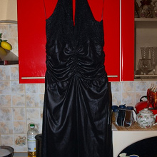 Отдается в дар Вечернее платье Панинтер (новое) 48-50 р-р.
