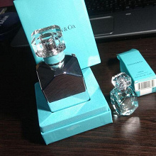 Отдается в дар Парфюм Tiffany&Co Limited Edition 50 ml + Intense 5ml