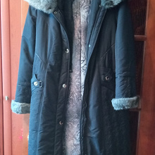Отдается в дар Зимнее тёплое пальто 56 размера