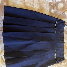 Отдается в дар Школьная форма синяя — пиджак и юбка (1-2 класс)